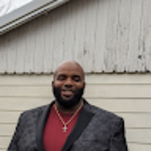 Meet your Posher, Travis